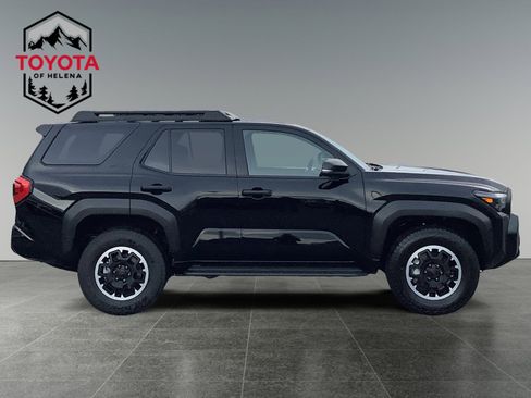 Certified 2025 Toyota 4Runner TRD Off-Road Premium image 6