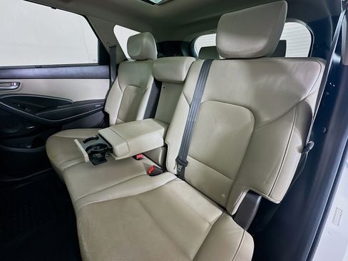 Used 2015 Hyundai Santa Fe GLS w/ Option Group 03 FWD image 27