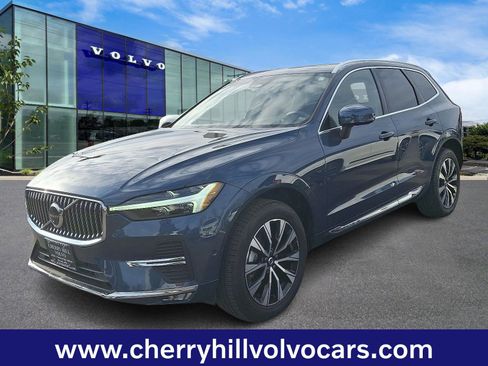 Certified 2023 Volvo XC60 B5 Plus image 4