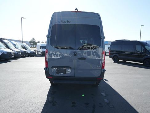 Used 2022 Mercedes-Benz Sprinter 144 Cargo image 6