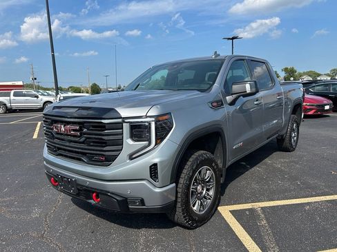 Used 2025 GMC Sierra 1500 AT4 AWD/4WD image 7