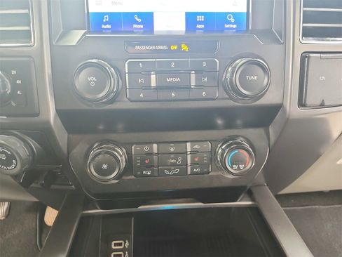 Used 2019 Ford F150 XLT w/ Equipment Group 302A Luxury image 28