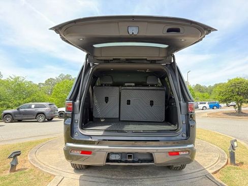 Used 2022 Jeep Wagoneer Series II image 29