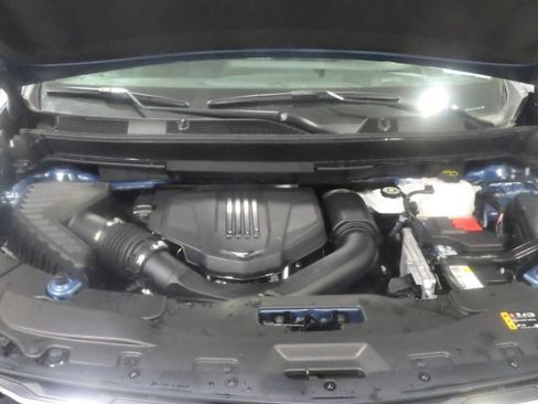 Used 2025 Chevrolet Traverse LT w/ Driver Confidence Package AWD/4WD image 10