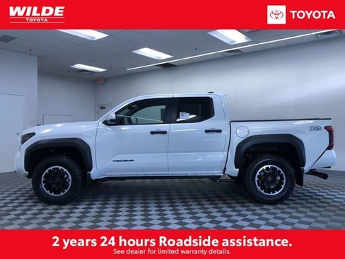 New 2026 Toyota Tacoma TRD Off-Road image 3