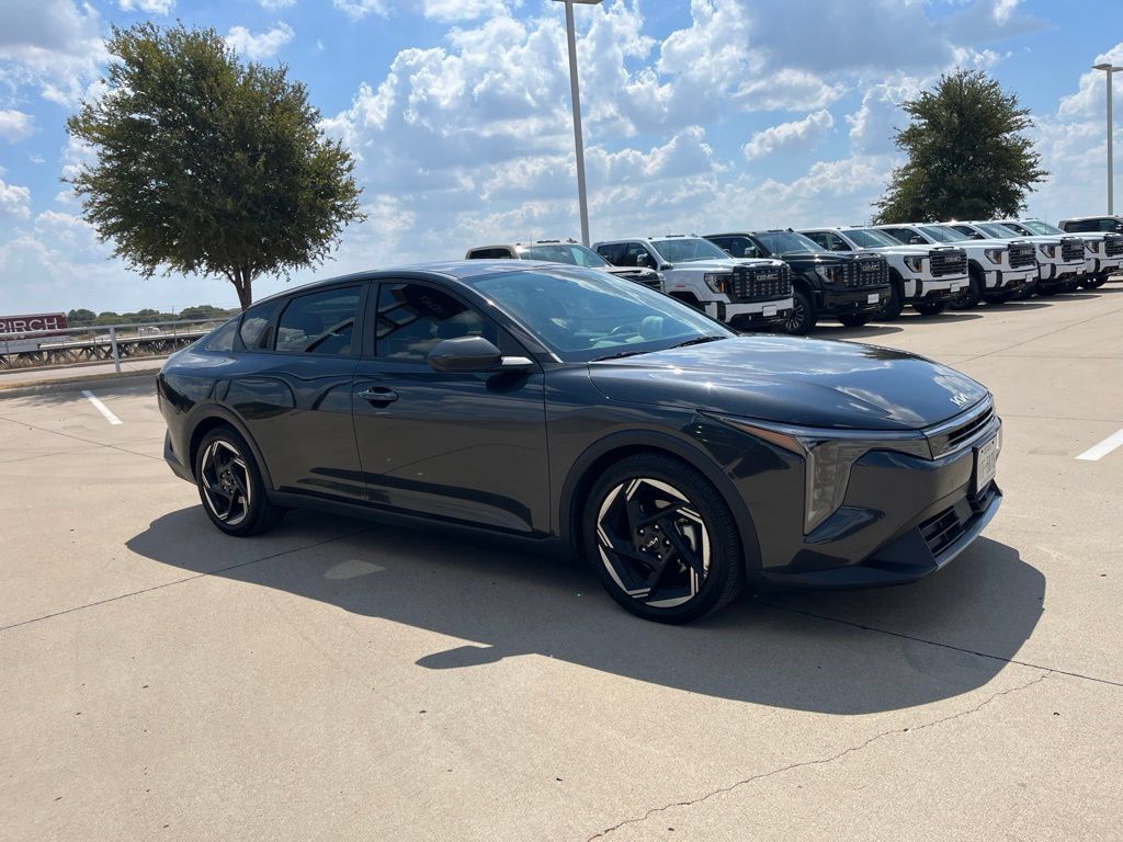 Used 2025 Kia K4 EX FWD image 7