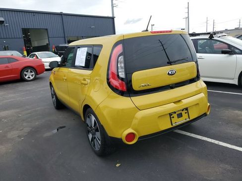 Used 2015 Kia Soul ! FWD image 3