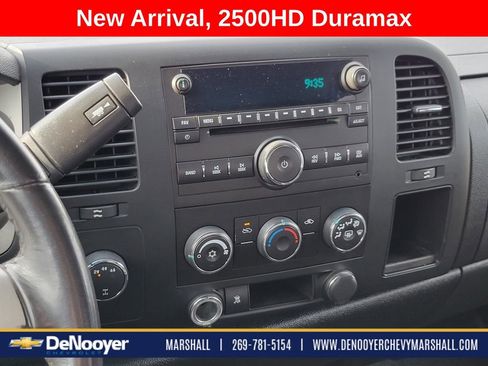 Used 2010 GMC Sierra 2500 SLE AWD/4WD image 18