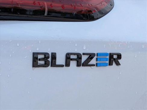 New 2026 Chevrolet Blazer EV RS FWD image 18