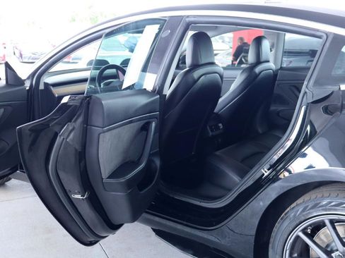 Used 2019 Tesla Model 3 Long Range RWD image 30