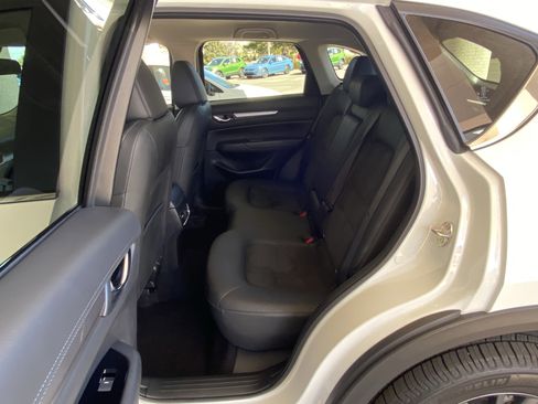 Used 2021 MAZDA CX-5 Touring image 29