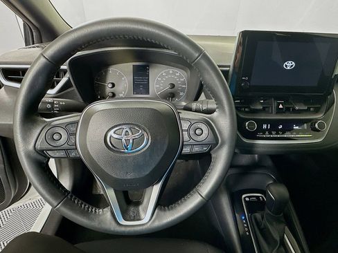 Used 2024 Toyota Corolla SE image 11