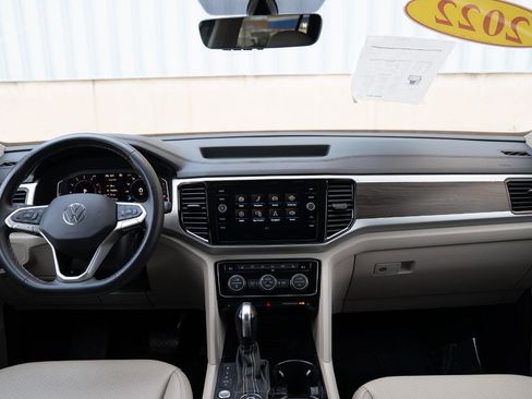 Used 2022 Volkswagen Atlas SE image 30