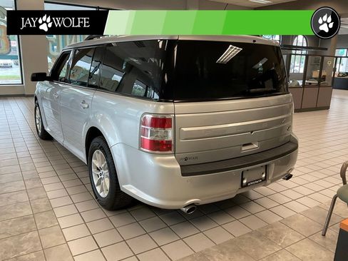 Used 2019 Ford Flex SE FWD image 5