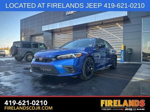 Used 2024 Honda Civic Sport image 4