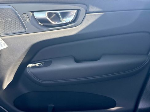 New 2026 Volvo XC60 B5 Plus w/ Climate Package image 20
