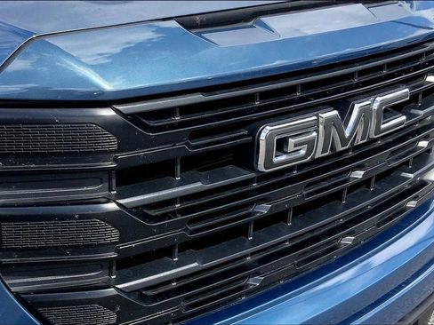 Used 2024 GMC Sierra 1500 Pro w/ Graphite Edition AWD/4WD image 28