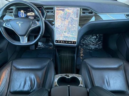 Used 2016 Tesla Model S 70 RWD image 17