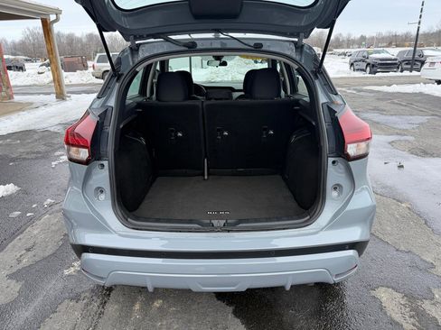 Used 2021 Nissan Kicks SV image 6