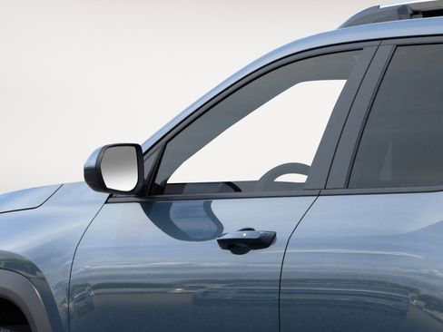 New 2026 Chevrolet Equinox LT image 12