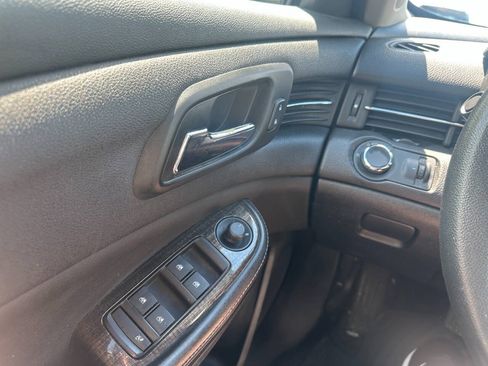 Used 2016 Chevrolet Malibu LT w/ Power Convenience Package FWD image 16