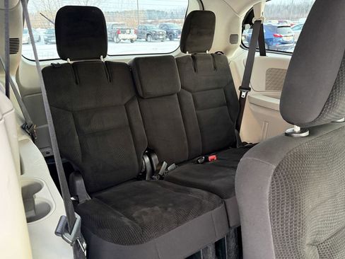 Used 2017 Dodge Grand Caravan SE w/ Power Window Group image 28