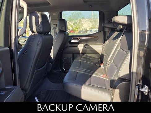 Used 2025 Chevrolet Silverado 1500 LT AWD/4WD image 7