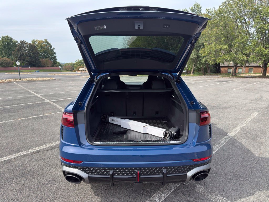 Used 2025 Audi RS Q8 performance AWD/4WD image 25