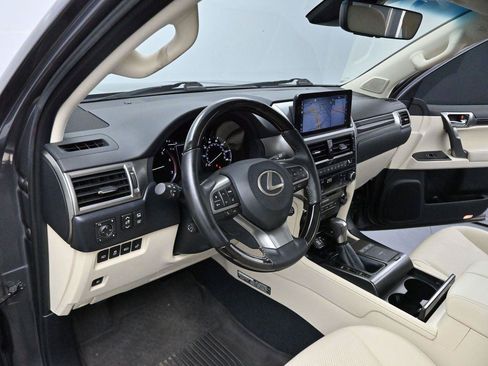 Used 2023 Lexus GX 460 Luxury AWD/4WD image 12