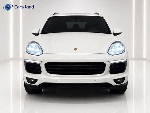Used 2018 Porsche Cayenne S AWD/4WD image 7