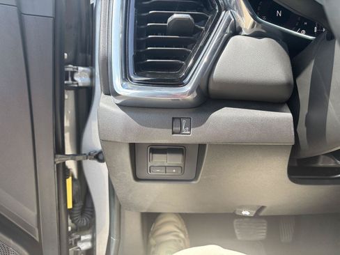 Used 2026 GMC Canyon Elevation w/ Convenience Package AWD/4WD image 19