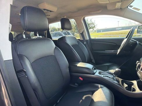 Used 2015 Dodge Journey Crossroad w/ Flexible Seating Group FWD image 26