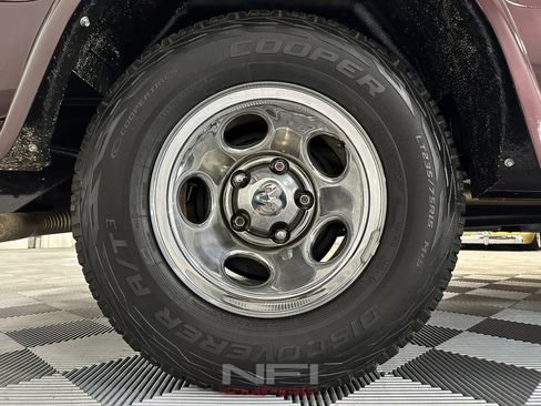 Used 2002 Dodge B1500 image 18