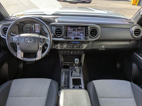 Used 2021 Toyota Tacoma image 17