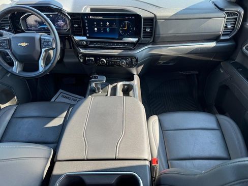 Certified 2025 Chevrolet Silverado 1500 LTZ AWD/4WD image 12