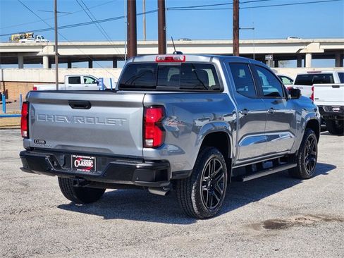 Used 2025 Chevrolet Colorado Z71 w/ Technology Package image 7