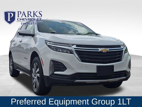 Used 2022 Chevrolet Equinox LT AWD/4WD image 1