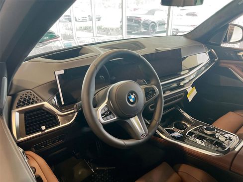 New 2026 BMW X7 xDrive40i AWD/4WD image 5
