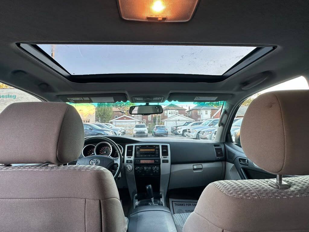 Used 2008 Toyota 4Runner SR5 AWD/4WD image 22