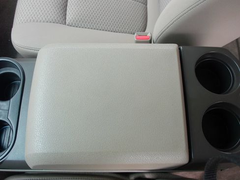 Used 2010 Ford F150 XLT RWD image 22