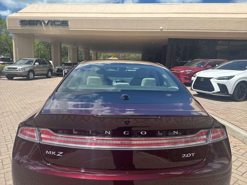 Used 2017 Lincoln MKZ Reserve w/ Climate Package FWD image 6