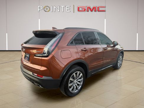 Used 2019 Cadillac XT4 Sport image 3