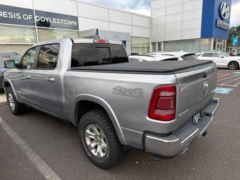 Used 2021 RAM 1500 Laramie w/ Off Road Group AWD/4WD image 6
