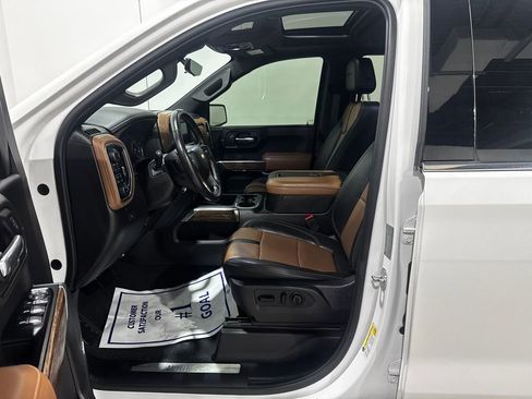 Used 2019 Chevrolet Silverado 1500 High Country image 15