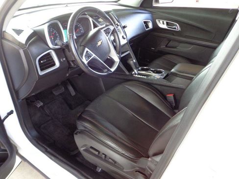 Used 2017 Chevrolet Equinox LT image 15