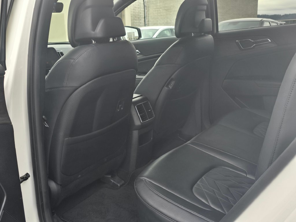 Certified 2023 Kia Sportage X-Line AWD/4WD image 16