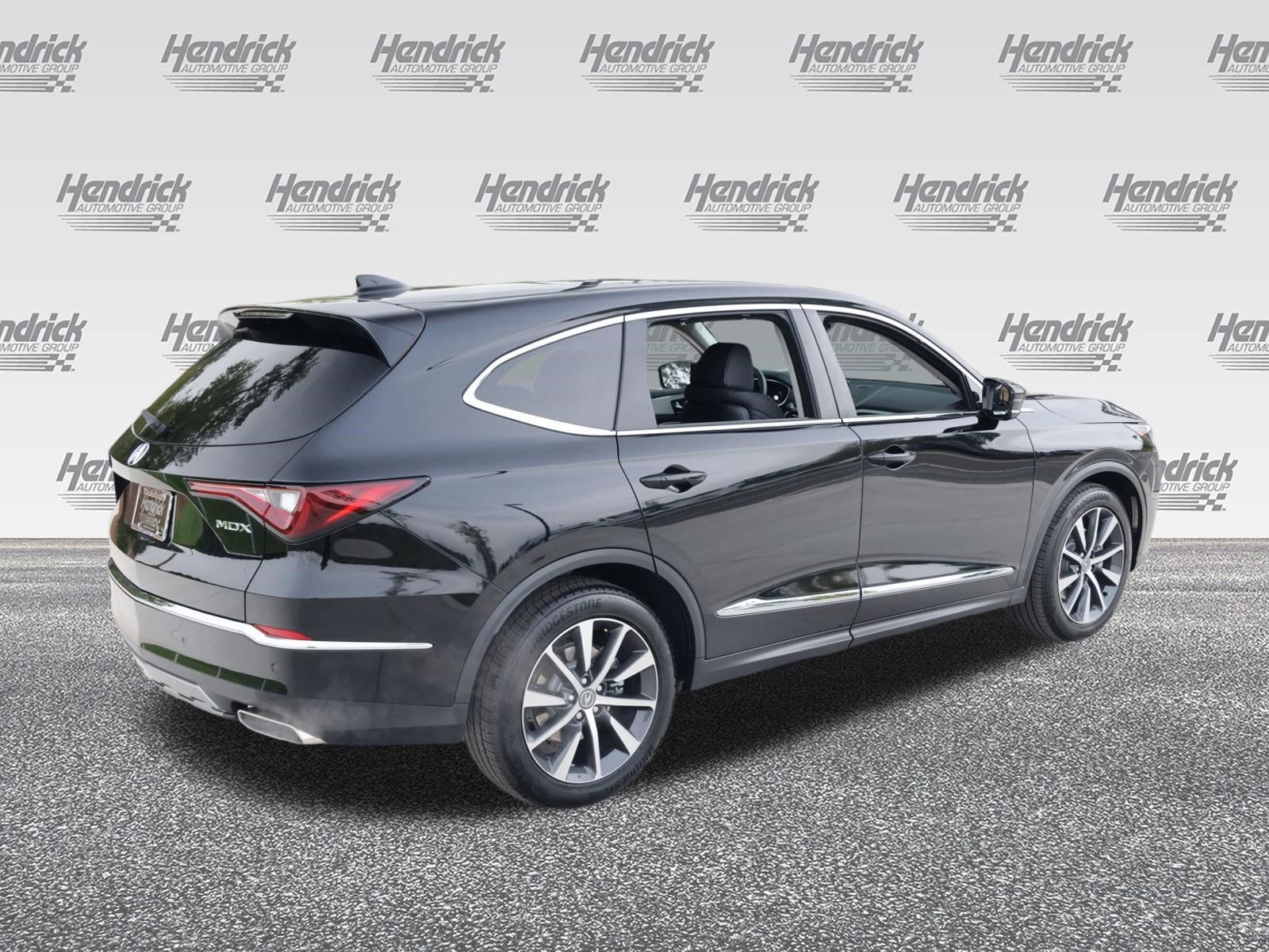 Certified 2026 Acura MDX w/ Technology Package FWD image 9
