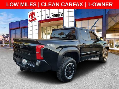 Used 2025 Toyota Tacoma TRD Off-Road AWD/4WD image 4