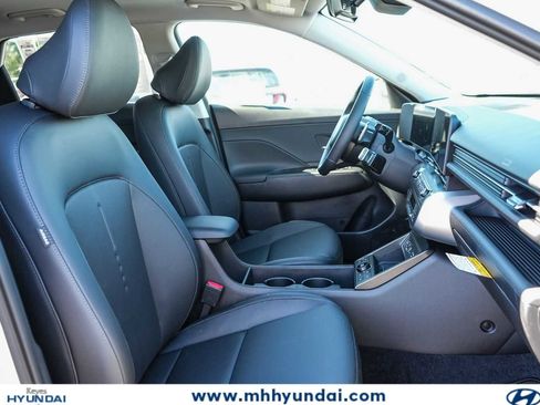 New 2026 Hyundai Kona Limited FWD image 18