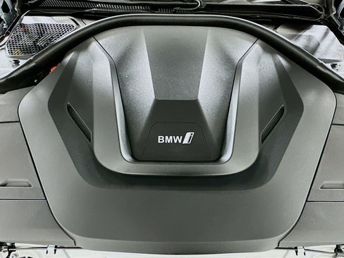 Used 2024 BMW i4 M50 image 32